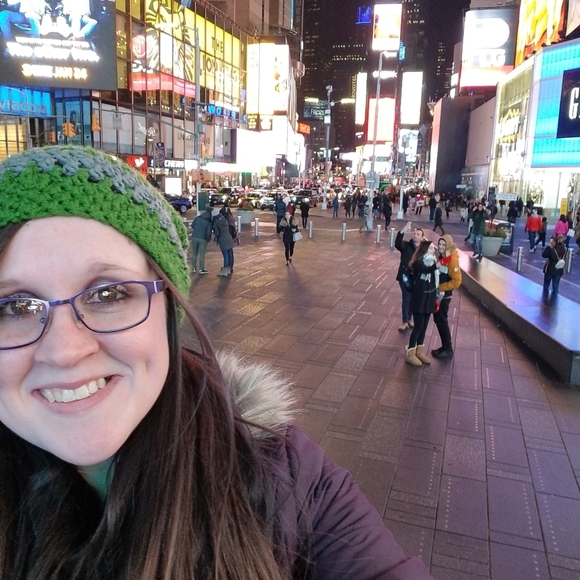 Meet your Posh Ambassador, Brittni - Picture 7 of 8